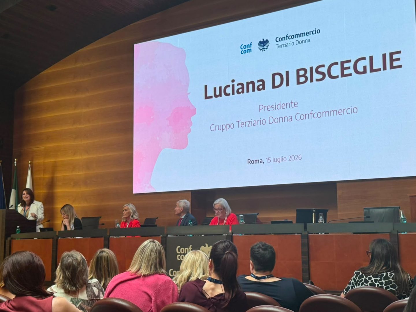 La presidente di Unioncamere Puglia, Luciana Di Bisceglie, ai vertici di Terziario Donna